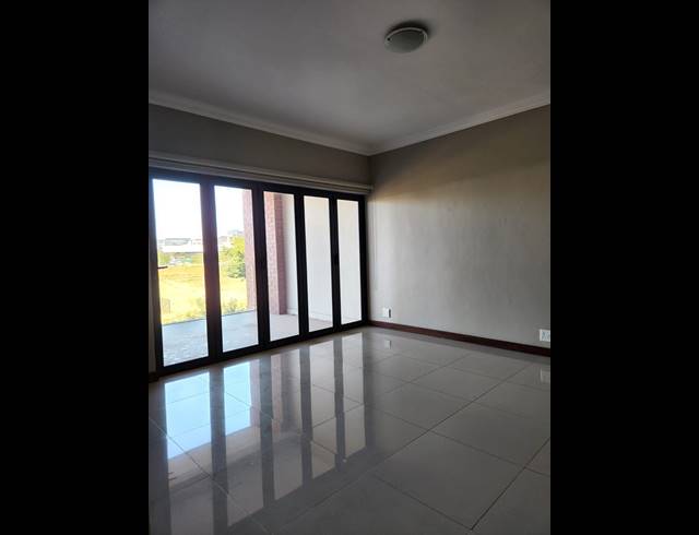3 BEDROOM APARTMENT FOR SALE IN UMHLANGA RIDGE